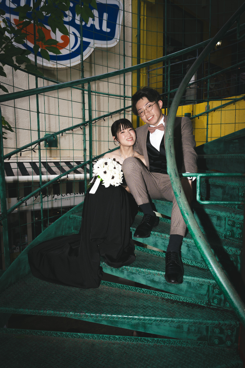 雰囲気を変え、ライト使用して鮮やかなコントラスト