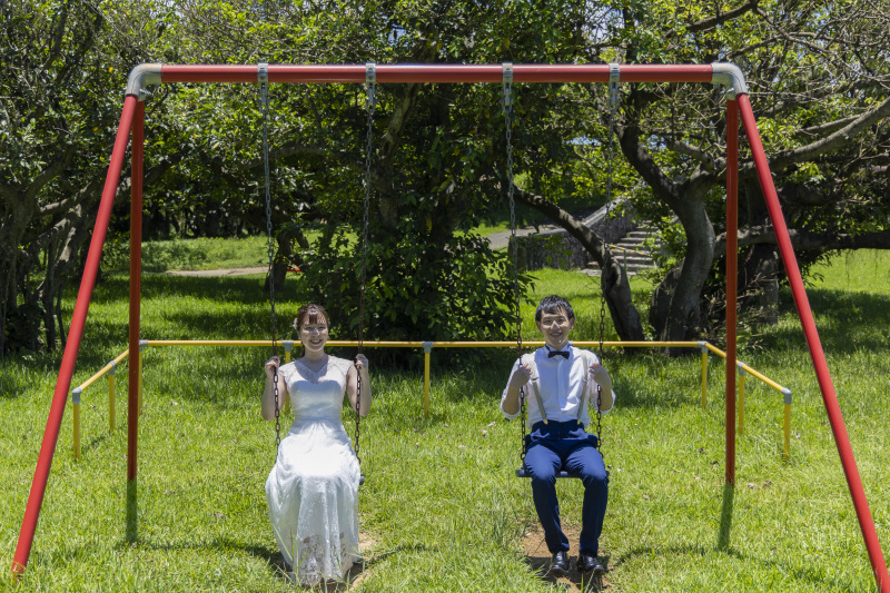 ブランコに乗って