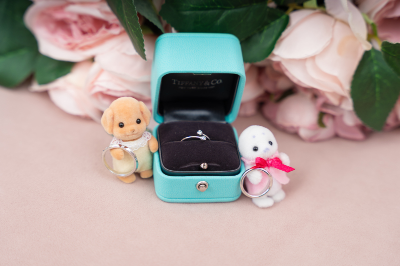 永遠のおふたりの輝きをお気に入りのマスコットと。