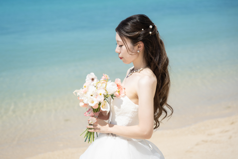 太陽に煌めく花嫁ショット