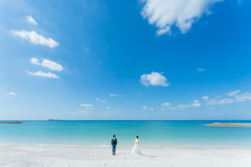 青い海