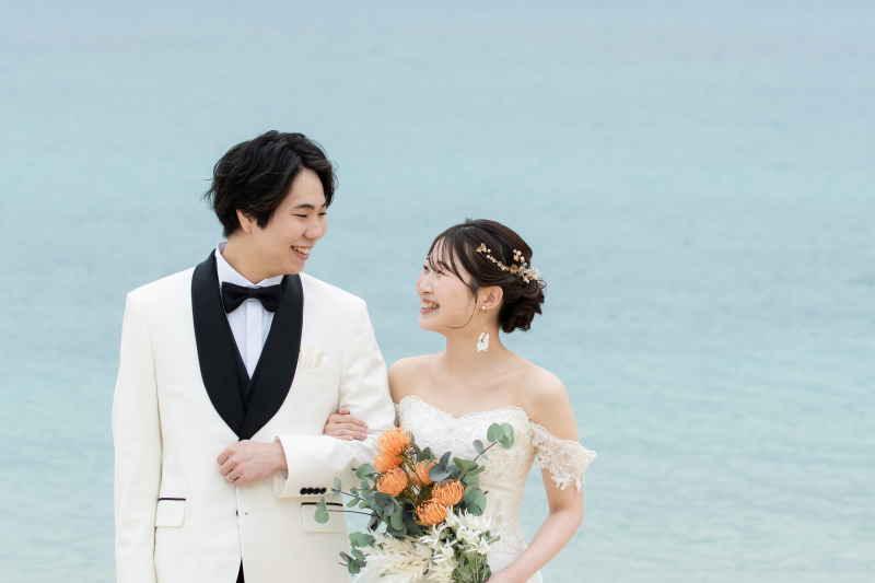 かわいく弾ける笑顔に包まれて。見つめ合う幸せ。