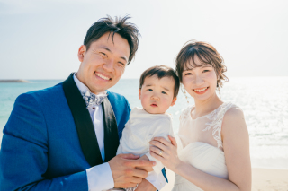 家族3人で素敵なビーチ・サンセット撮影♡