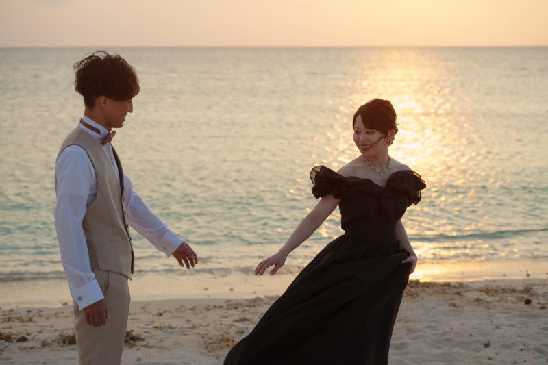 夕日に包まれて始まる特別な時間