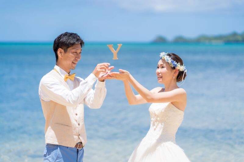 宙に浮いている!