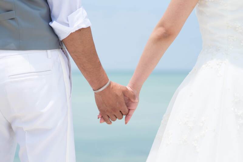 手をつないで・・・