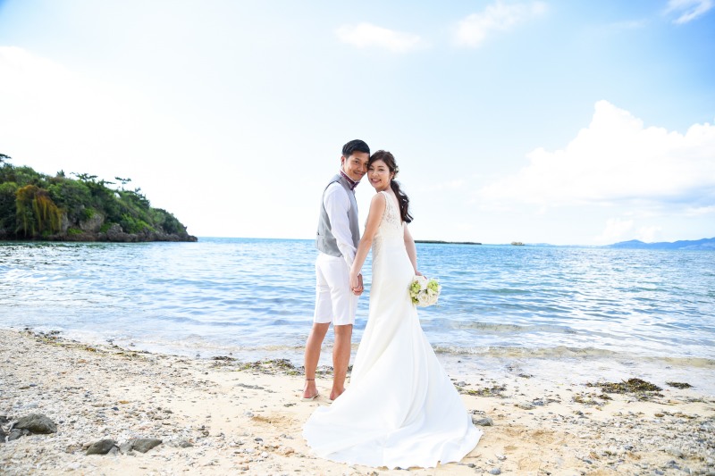 青い海をバッグに★