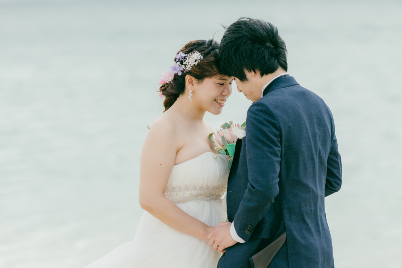 おでこを近くに