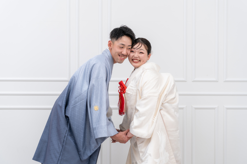 寄り添う笑顔の瞬間