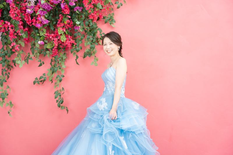 笑顔溢れるドレスソロカット