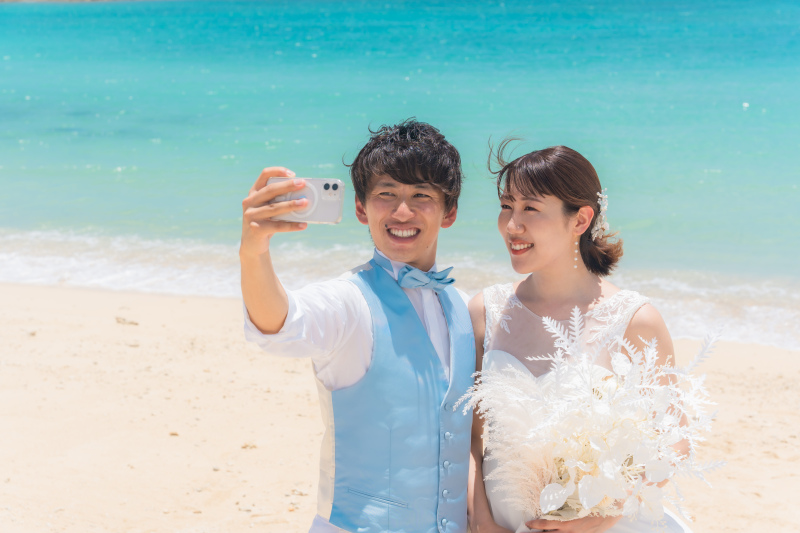 真っ白なドレスを見にまとって 