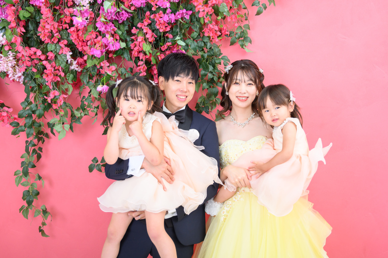 家族みんなでおめかし!スタジオ写真