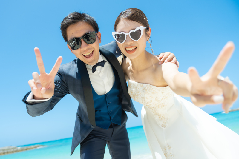 ハートのサングラスでポップに!元気いっぱいに