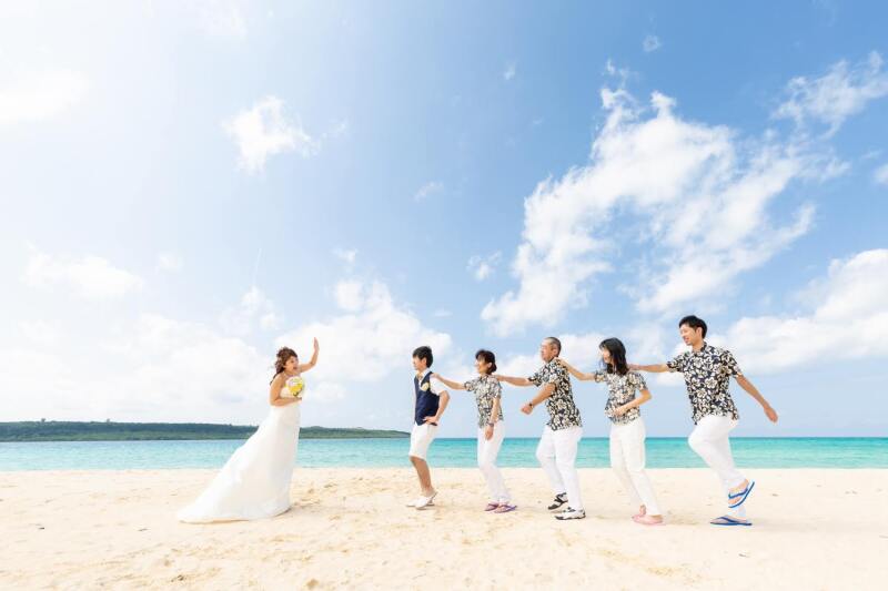 親孝行♪家族揃ってウェディングフォト♡