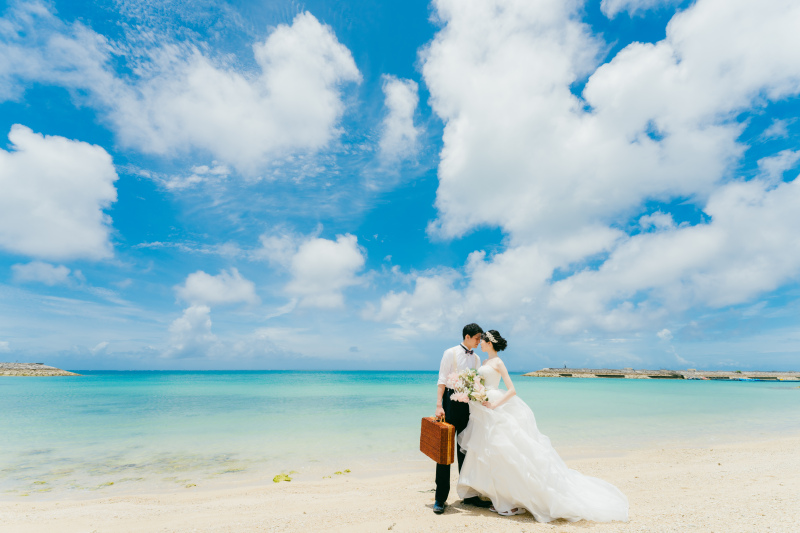 どこまでも続く海をバックに♡