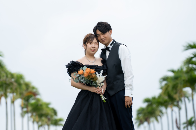 ブラックの衣装へチェンジしてロケ地を変えて撮影♪