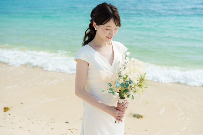 可憐な花嫁姿を美しく残すナチュラルポートレート
