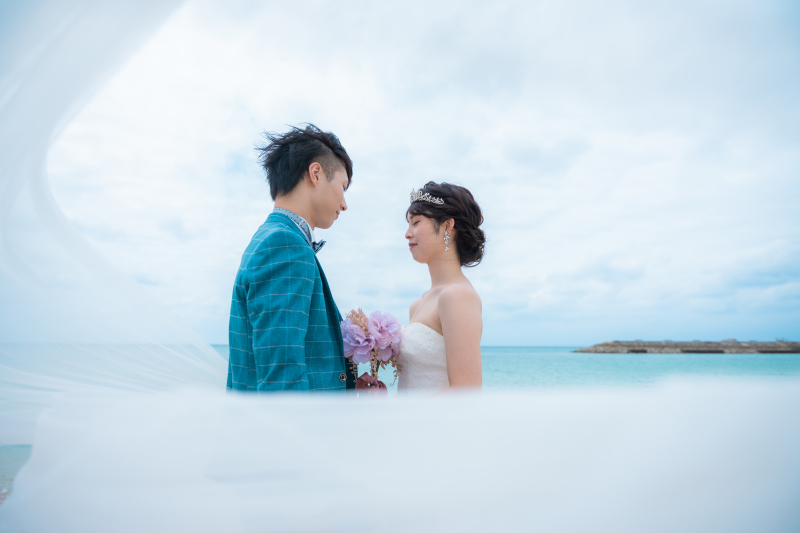 ベールを身にまとって