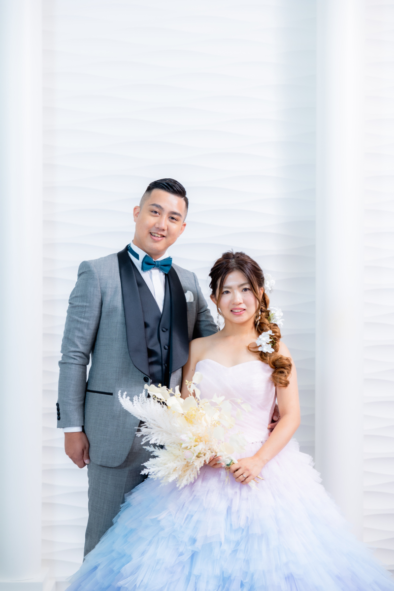 真っ白な背景で