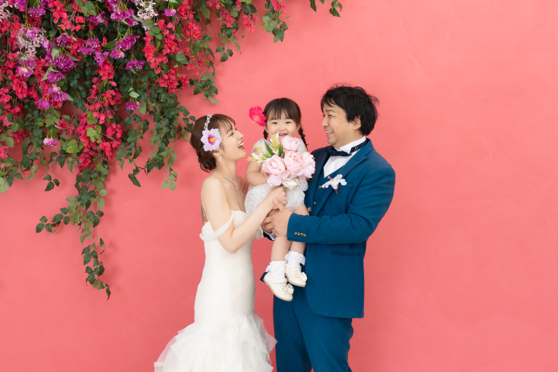 南国のお花を添えて華やかに。会話が聞こえてきそう