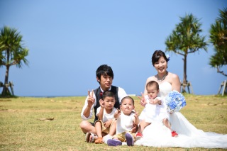 家族みんなで沖縄フォトウエディング★
