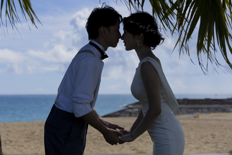 木の下に二人で♡