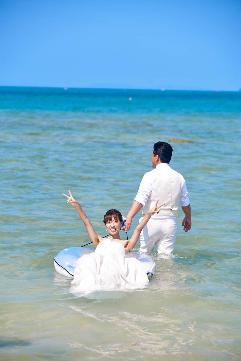 うきわに揺られて