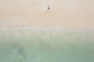 ドローンでの1ショット！一眼では撮れない画角でお二人の思い出を残します！