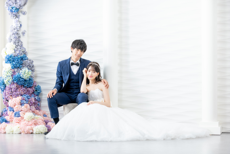 今だけドレス2着&アクセや新郎ヘアメイク特典も！スタジオ3シーンプラン【10月末の成約で7大特典プレゼント！】