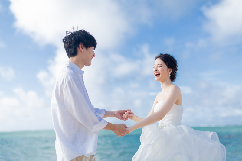 ドローンフォト＆ドレス2着付き！データ増量中の7大特典ビーチフォトプラン