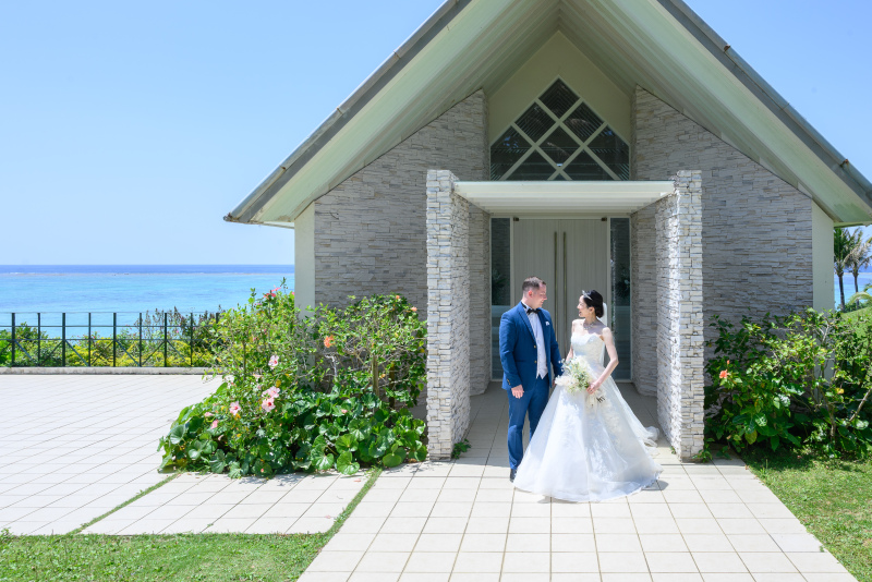 ドレス2着&データ増量中！ムーンチャペル＋ビーチプラン＋スタジオ撮影特典【10月末までのご成約で7大特典プレゼント】