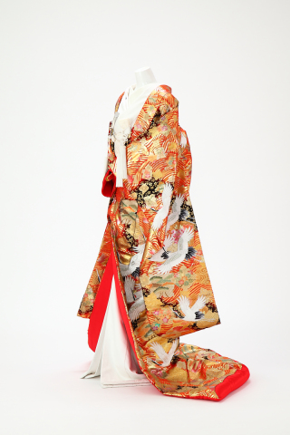 赤地鶴色紙に波