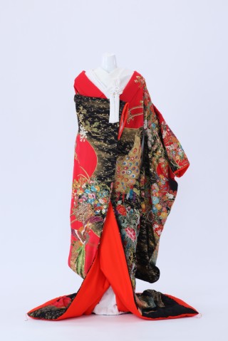 華車流水孔雀文