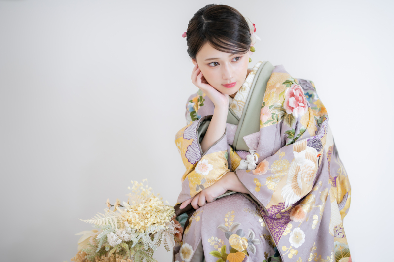 平日のスタジオ撮影で色打掛が無料に◎