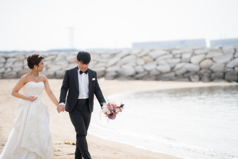 MaiBRIDE天白_海で撮影できる