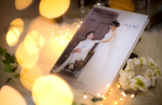 ピュアクリスタル（価格は10ページ12カットのアルバム）