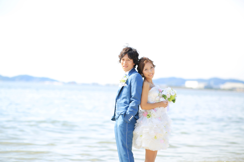 仲良く背中合わせ♡