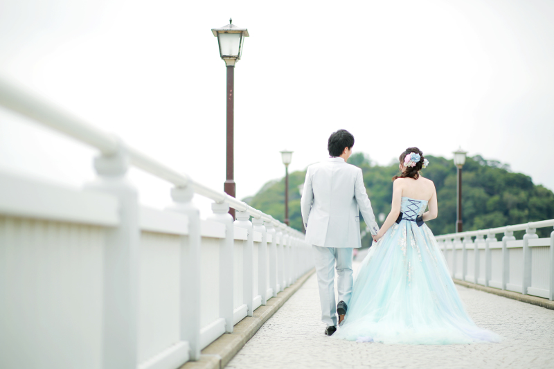 手を繋いで・・・