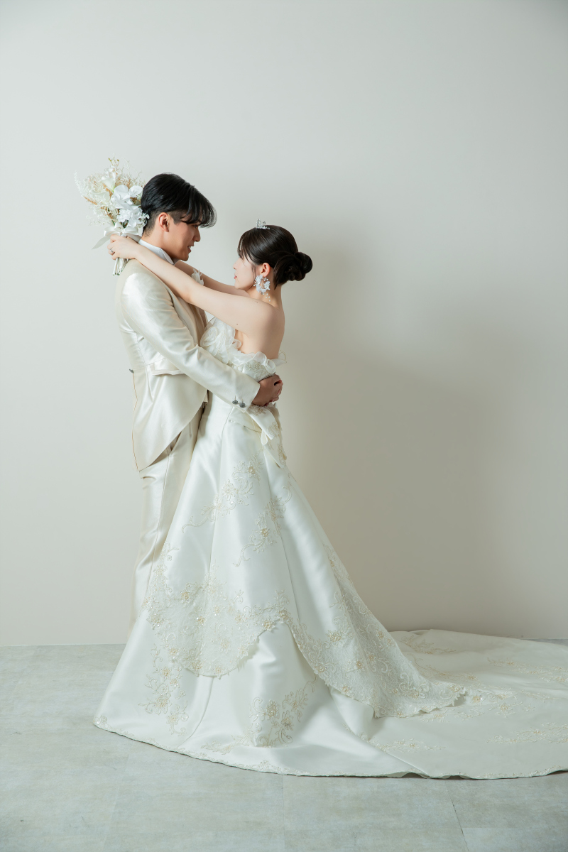 MaiBRIDE　岡崎_ウエディングドレスが豊富