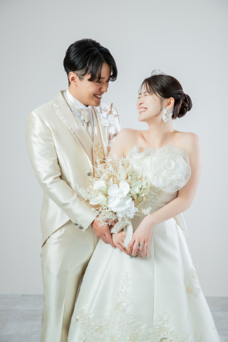 一生に一度だからこそ、妥協しないドレス選びを