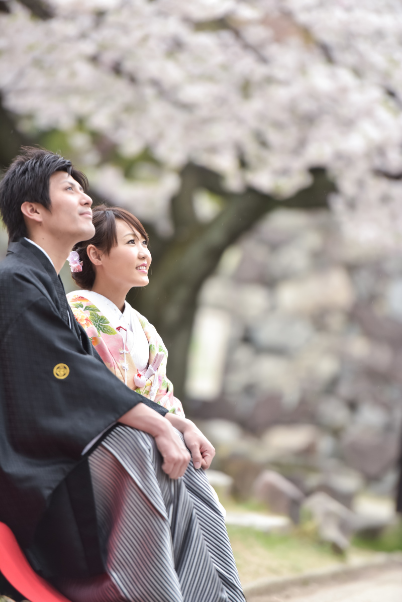 お花見をするお二人♡