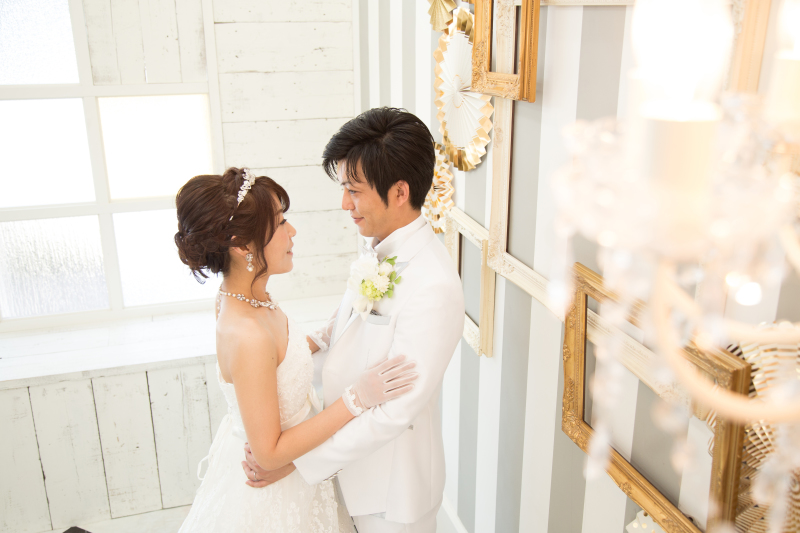 光が差し込むスタジオ