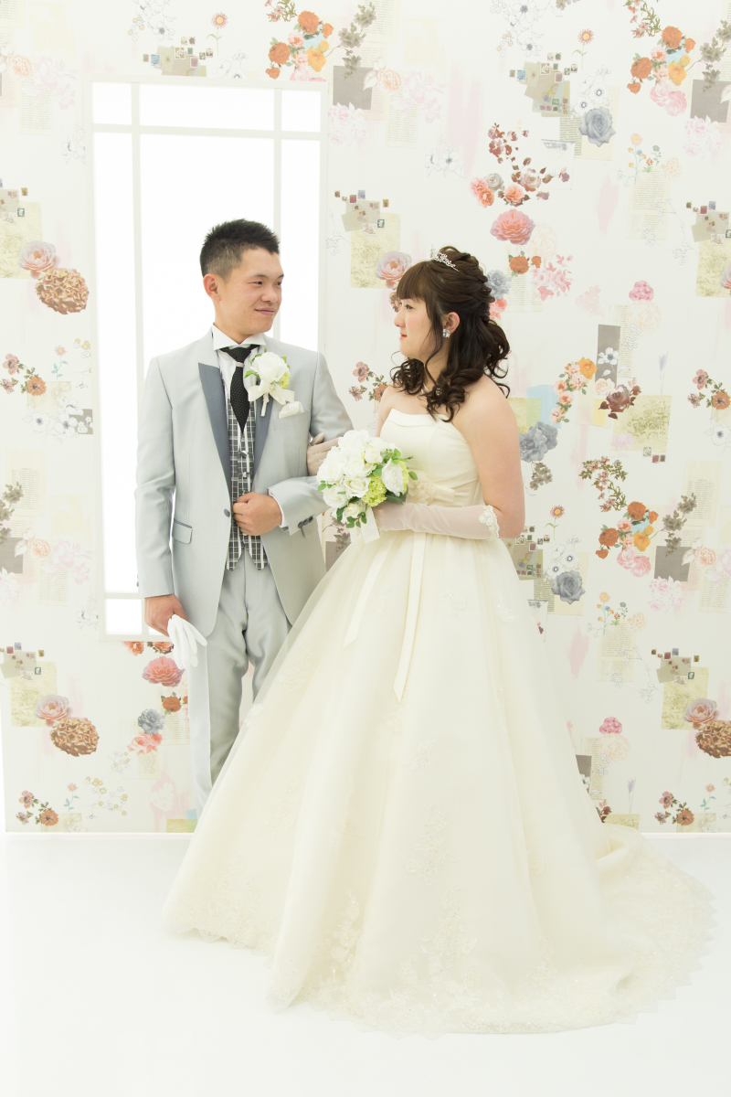 ウエディングドレス