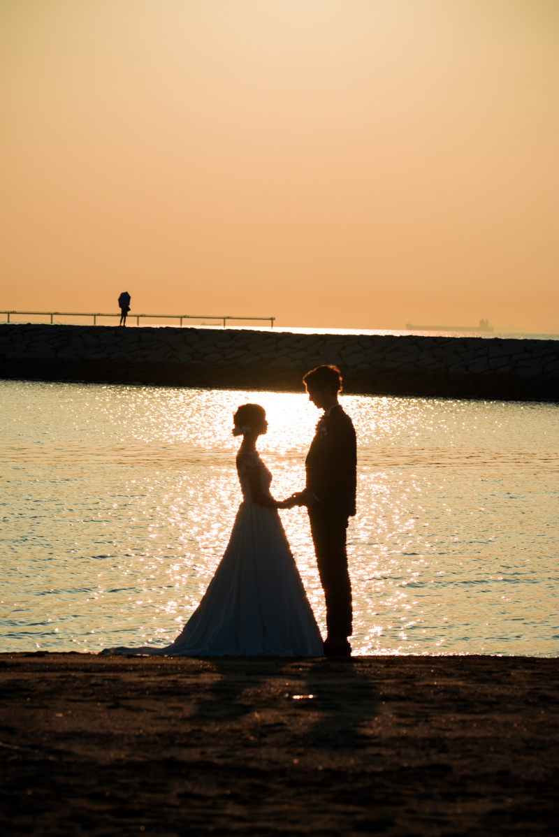 シルエットが美しい夕焼けフォト