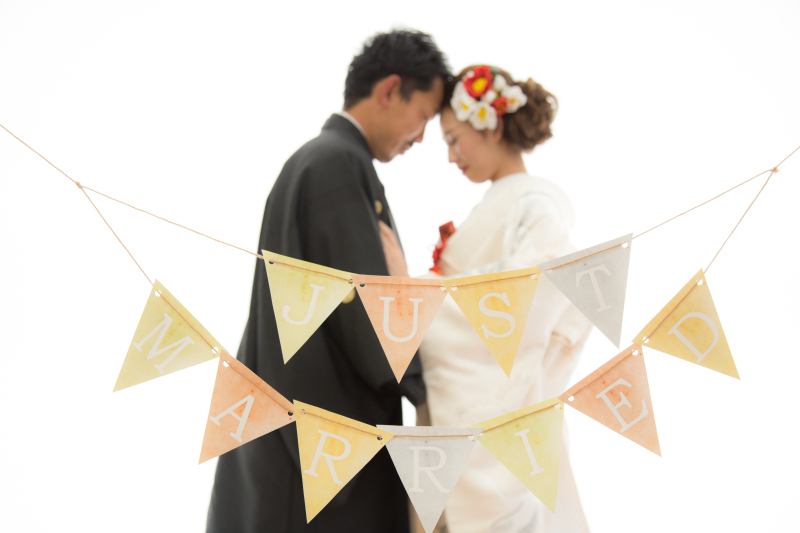 【デザインアルバム1冊+全カットデータ付】着付&メイク&ヘアセット付★お得な和装スタジオ撮影プラン