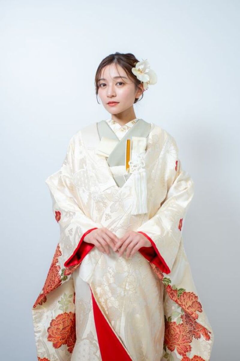 白地紋尽し牡丹紋