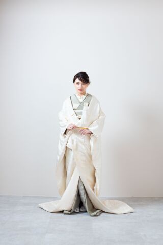 色掛下　アッシュローズ巻物に草花鶴