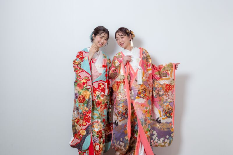 MaiBRIDE 春日井_色打掛・着物が豊富
