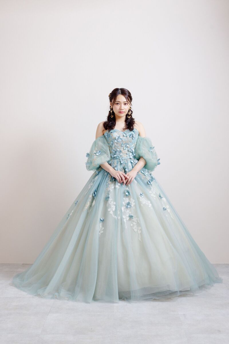 MaiBRIDE　春日井_カラードレスが豊富