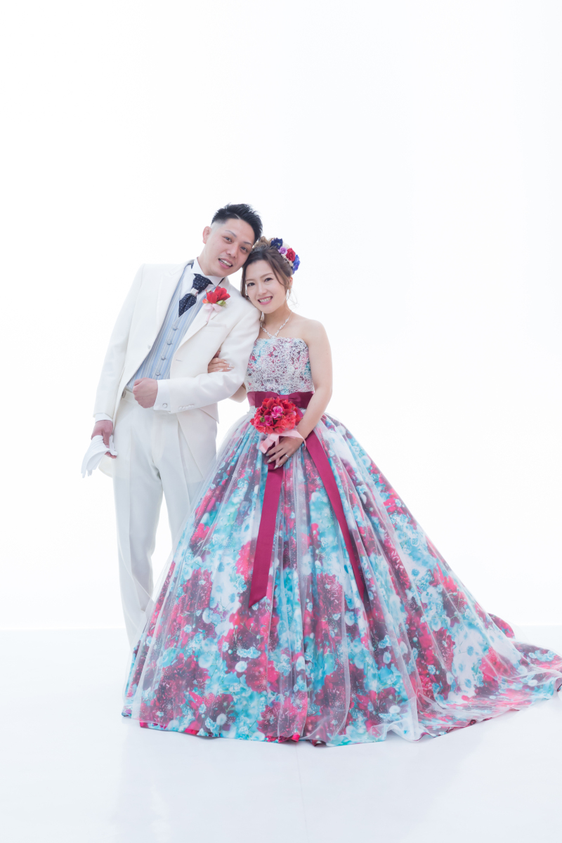 憧れのブランドドレスがお値打ちに